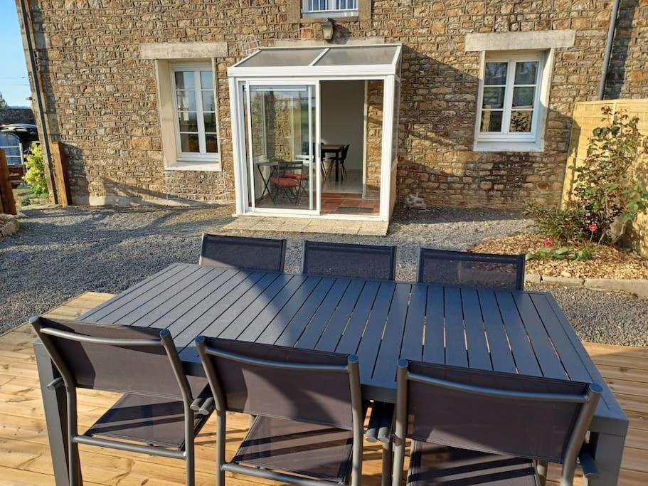 Maison Face Au Mont Avec Exterieur Avranches Exterior photo